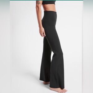 Athleta Elation‎ Flare Pant Medium Black High Rise Athletic Pants
